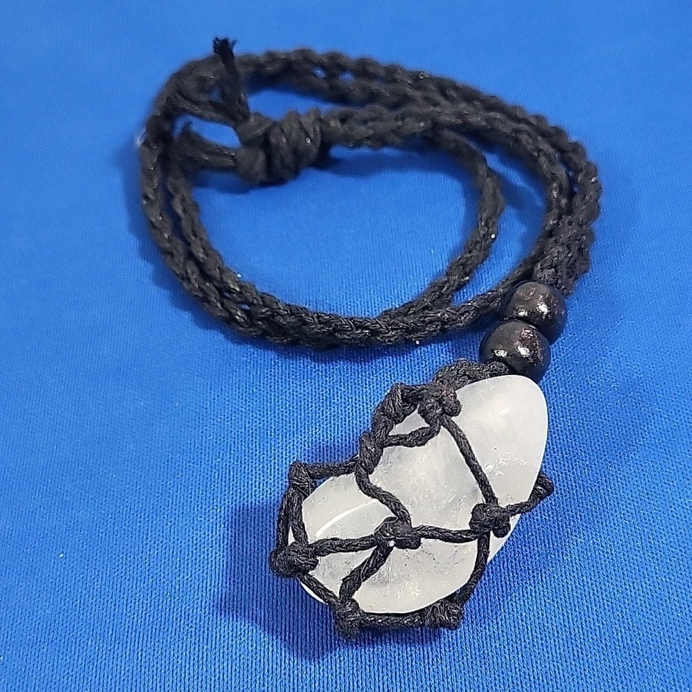 Quartz Raw Net Pocket Pendant Crystal Necklace Healing Hanging‎ Stone Reiki
